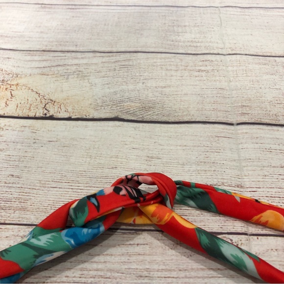 GARAGE Floral Bikini Top Size Medium - Picture 4 of 5